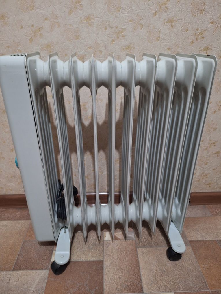 Продам 2 обогревателя.