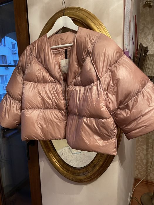 Jacheta Moncler originală superba mărimea  L