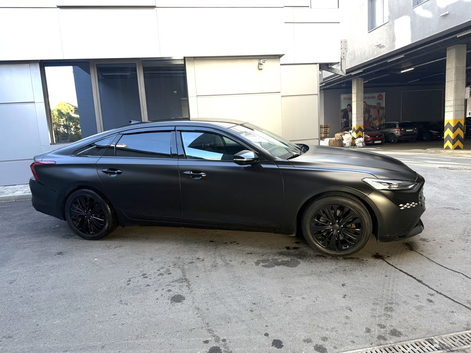 Kia K8 Noblesse Black Edition