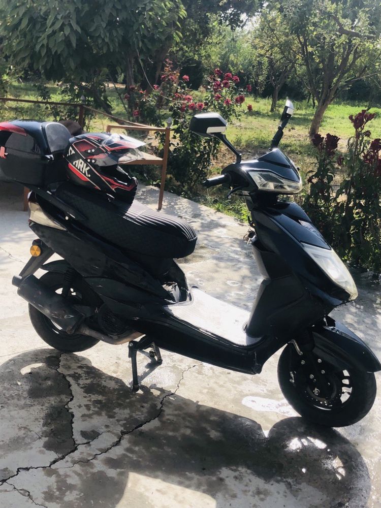 Bonvi skuter 125 kubli