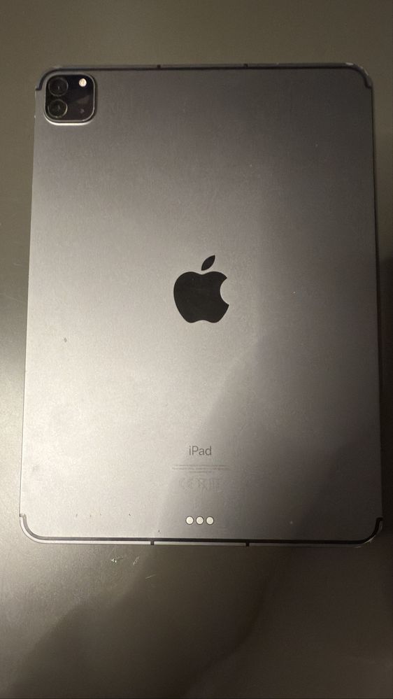 Ipad Pro 5G sim Gen 3 11 ’blocata icloud, geam spart display bun A2459