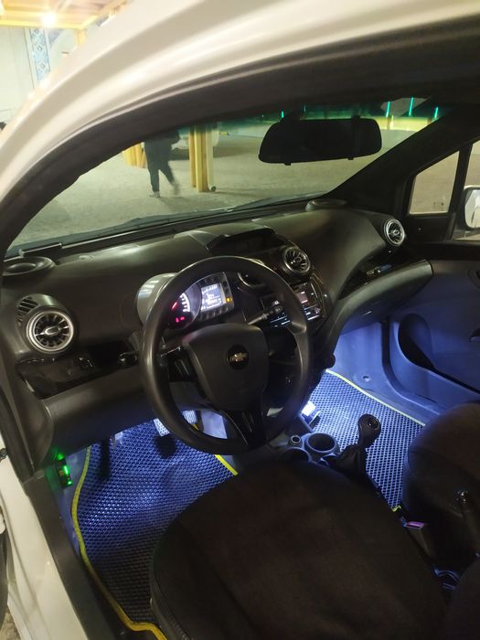 Chevrolet spark 2011