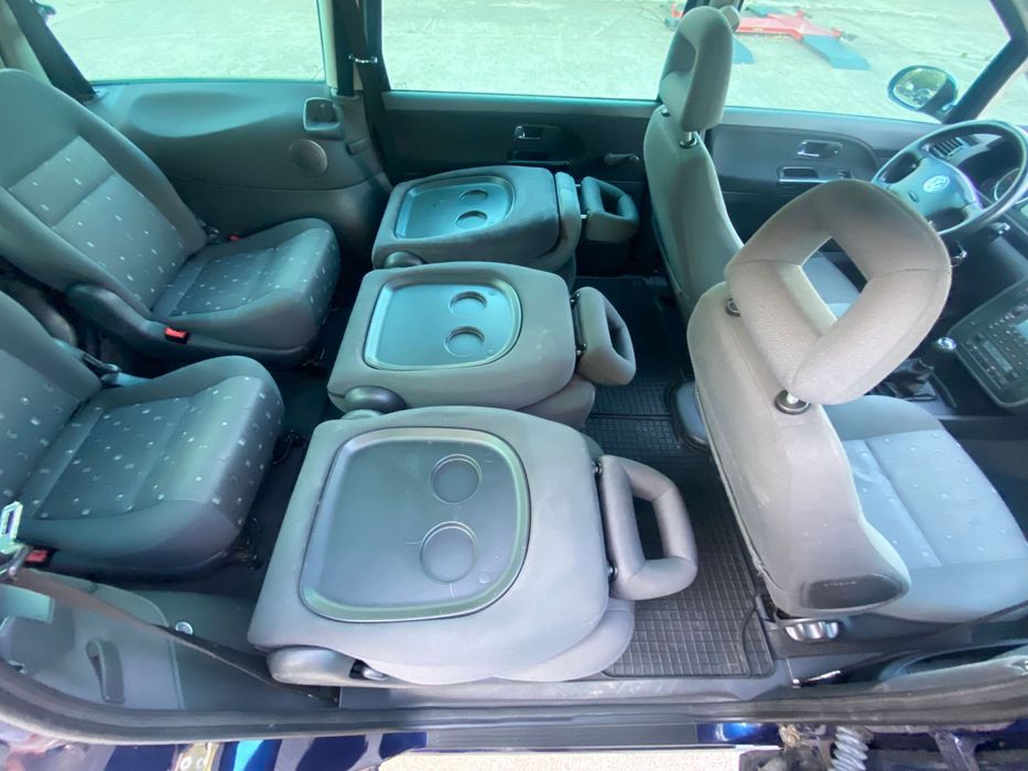 Volkswagen Sharan 7 locuri