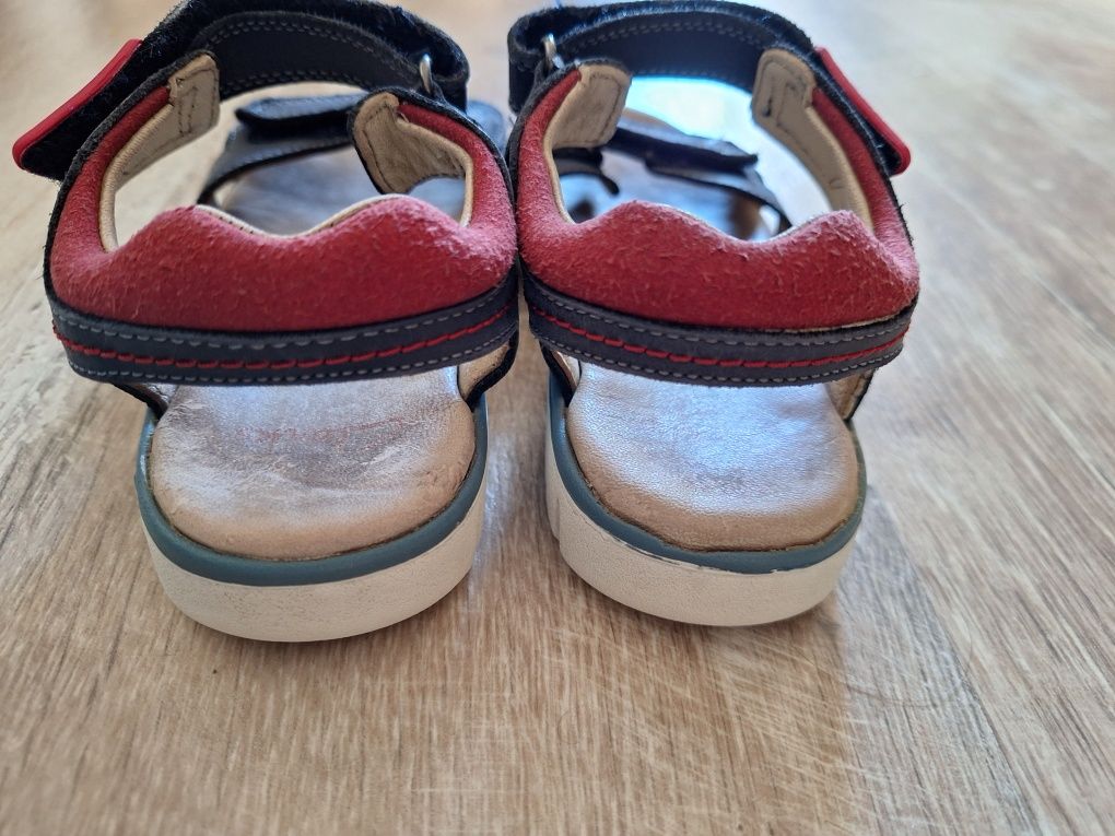 Сандали от естеств. кожа Clarks