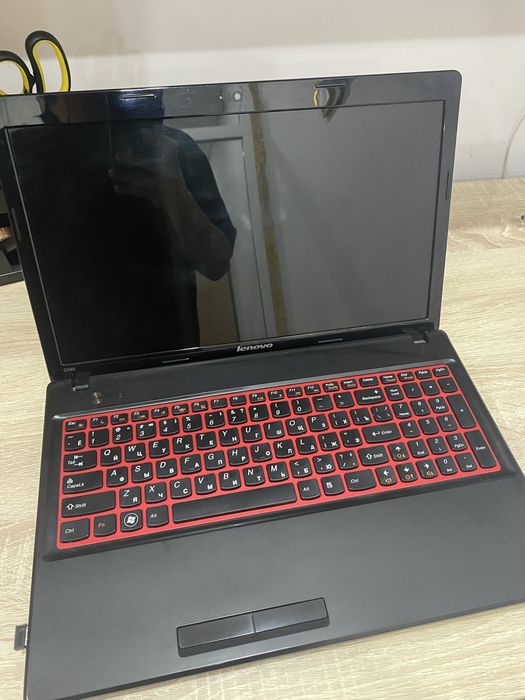 Ноутбук для учебы и работы Lenova с SSD диском на 256 гб. В рабочем сс
