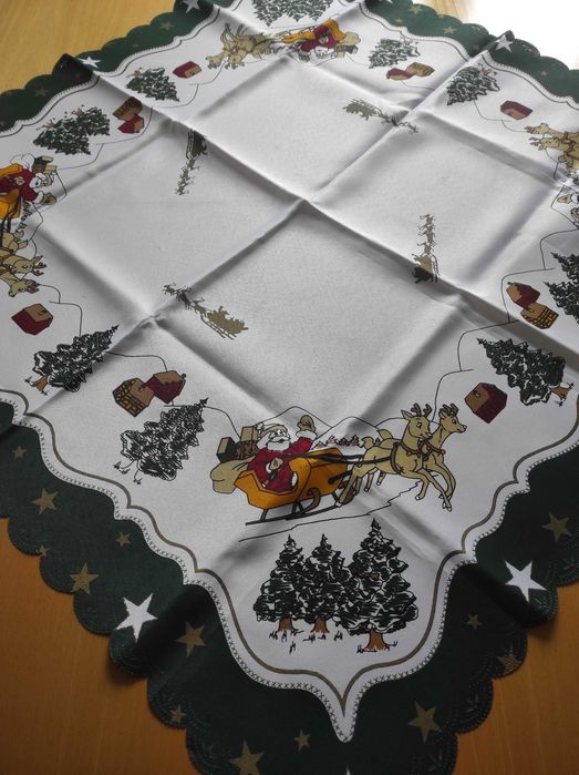 Нови красиви коледни покривки, 75/75 см 70/70 см, тишлайфери 80/35 см