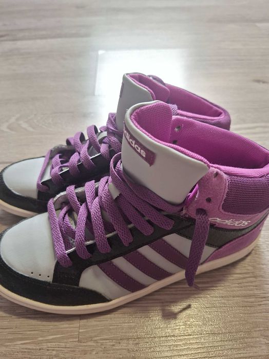 Дамски Кецове Адидас