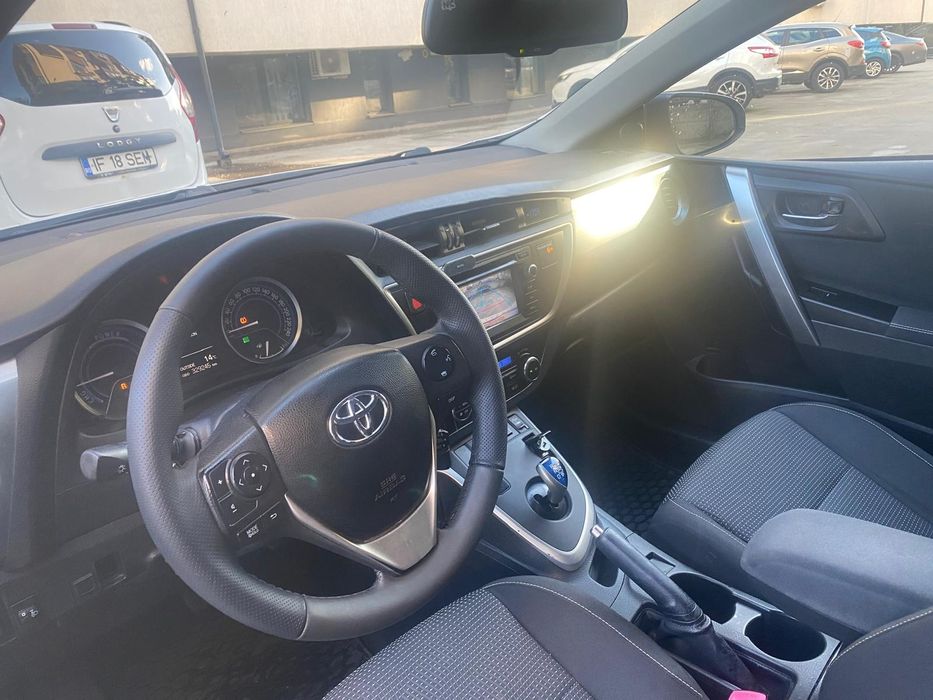 Vand Toyota Auris