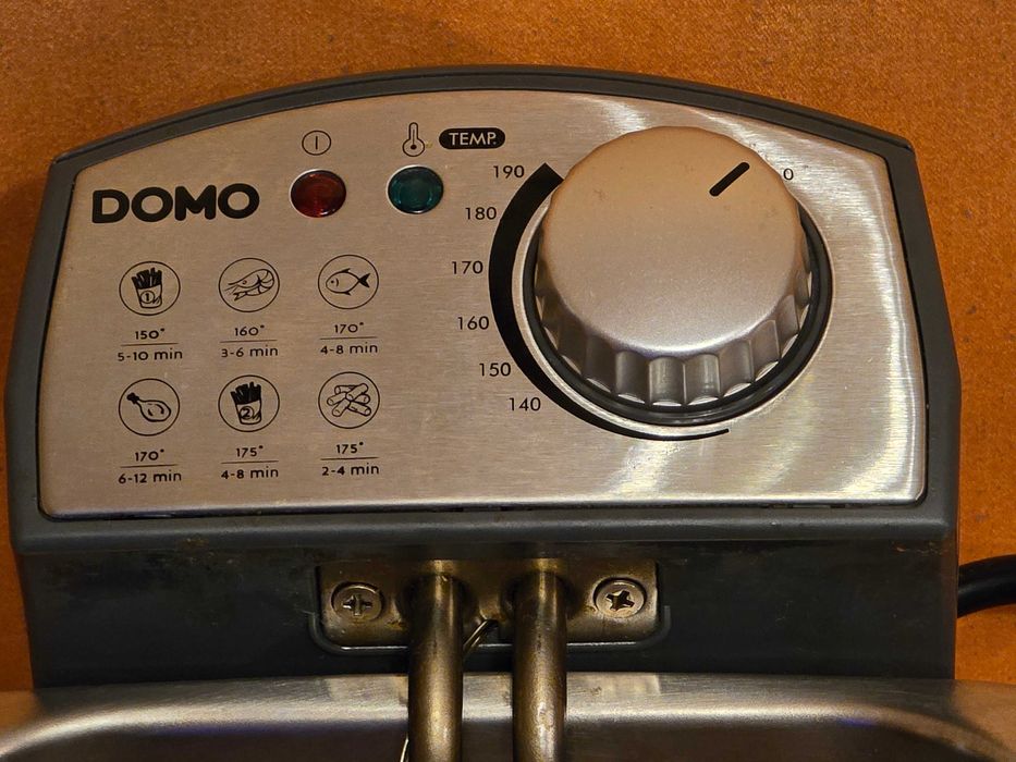 Friteuza Domo DO519FR, 4,5 L Alb/Negru