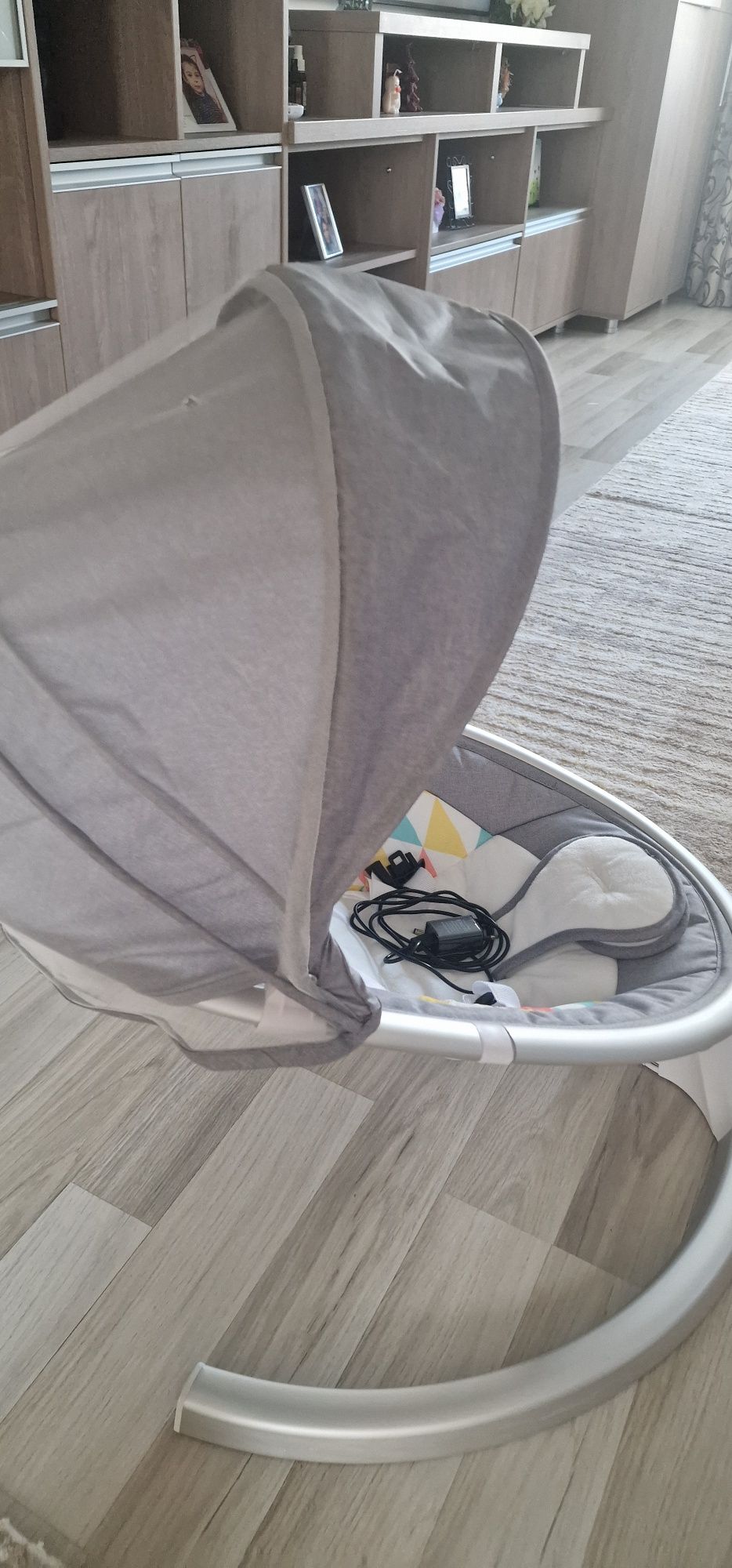 Leagan Electric Multifunctional bebeluși cu acoperiș rabatabil