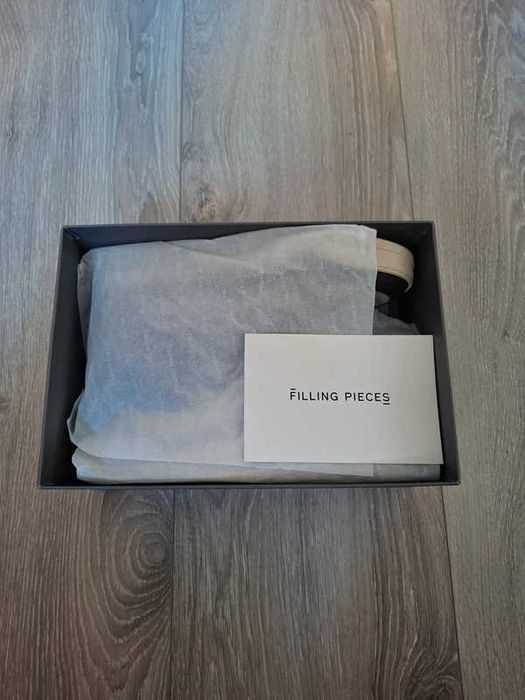 Filling Pieces Low Top Tweek