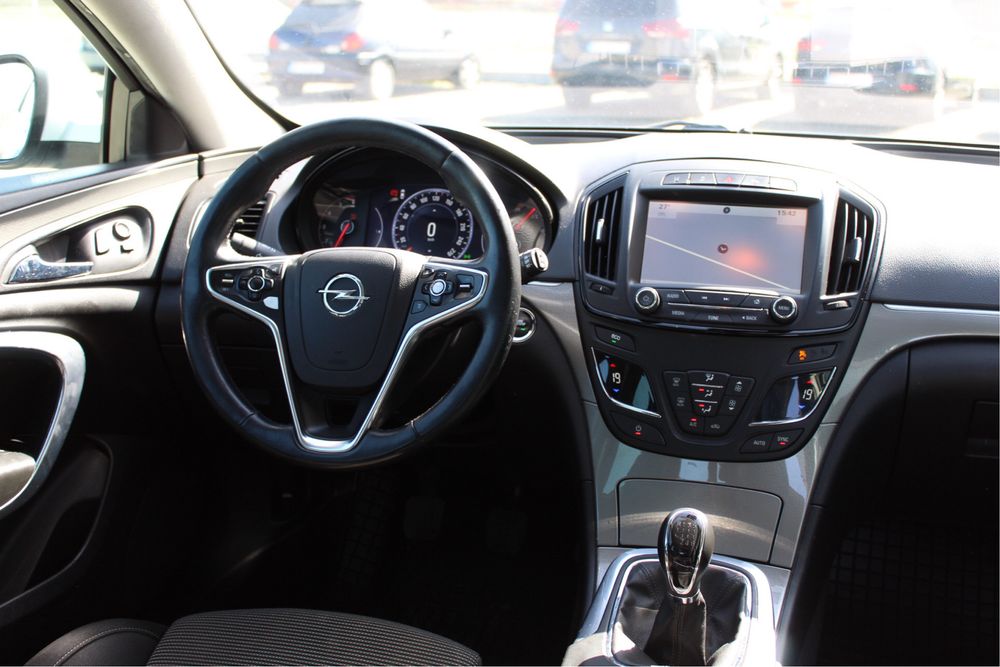 Opel insignia limuzina 1.6 CDTI
