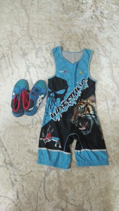 Обувь борцовка 38 размер с борцовской трико