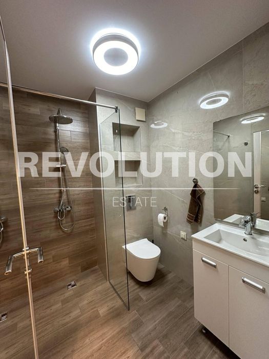 Дава се под наем Двустаен апартамент в Варна, Чайка - 65 кв.м за 750 € - Снимка #5