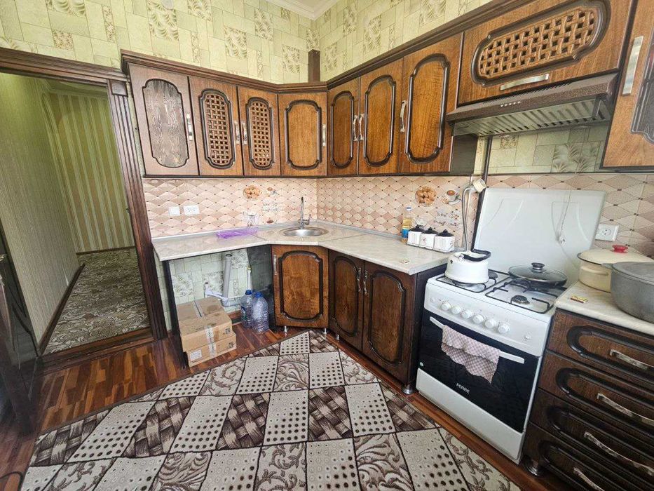 Продаётся 2х комн квартира на 2 этаже Ор-р  Трикотаж