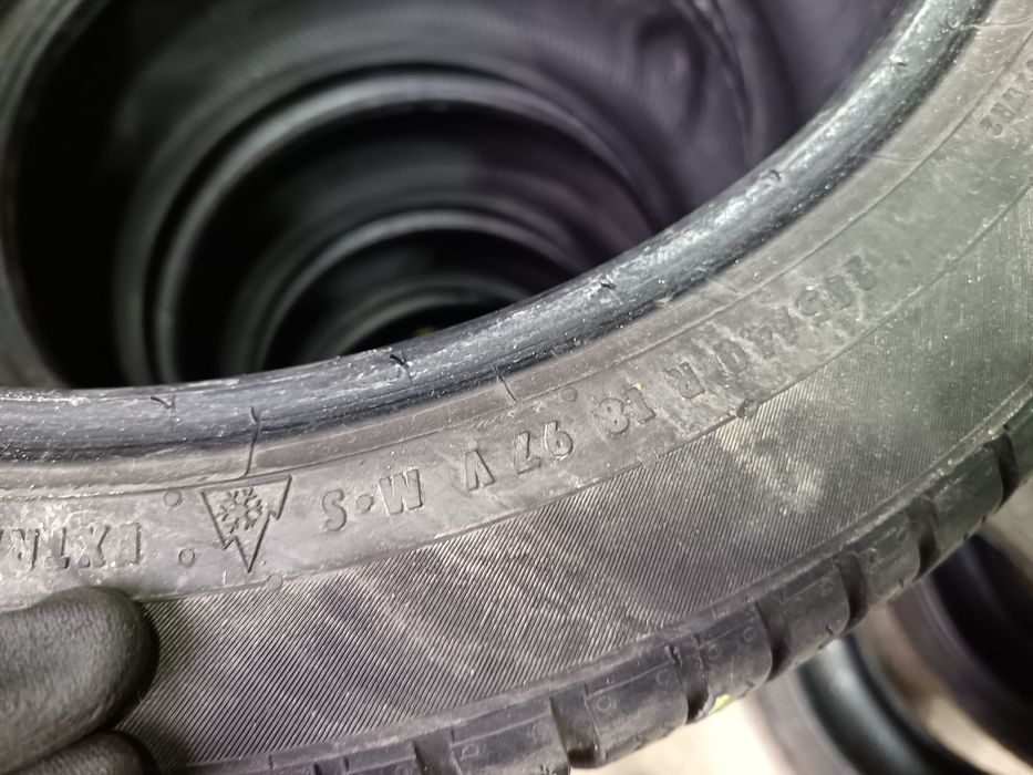 Anvelope MS iarna 245 40 18 continental 2013 7mm