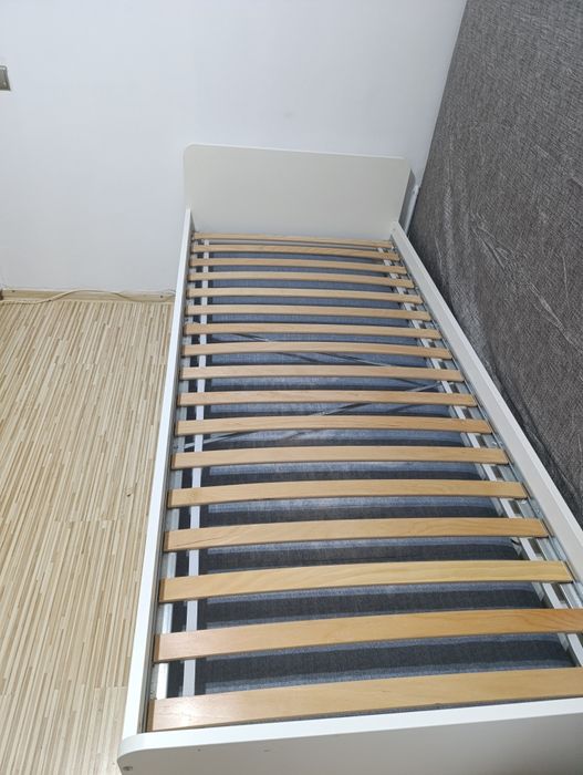 Pat extensibil Ikea alb 90x200 cu 2 setare