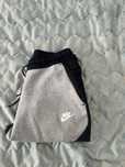 Nike tech fleece.ПРОДАВАМ И горнища