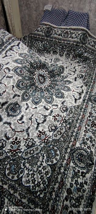 Продаю новые ковры