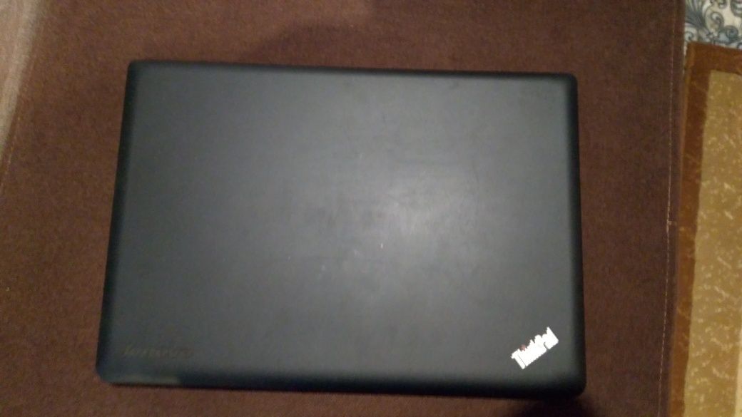 Lenovo ThinkPad Edge E 330 cu SSD