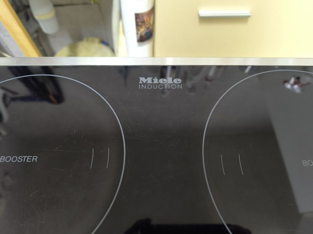 Индукционен плот Miele KM 5722 EDST