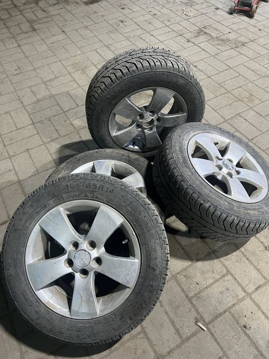 Комплект зимний шипы