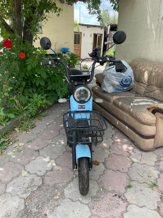 TUNIU скутер продаю
