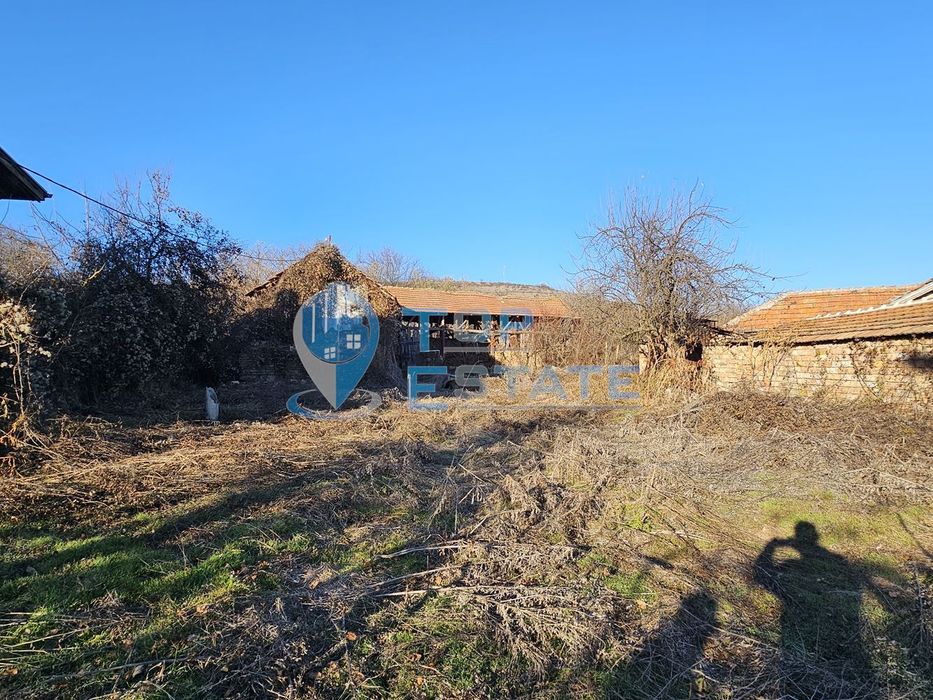 Продава се Парцел в Стражица - 650 кв.м за 12 €/кв.м - Снимка #1