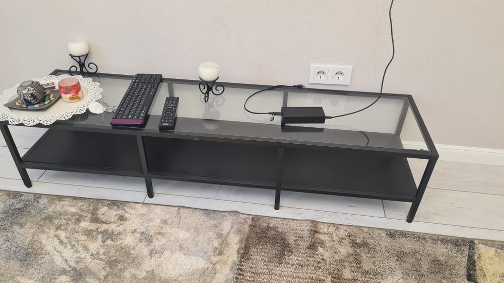 Подставка со стеклом