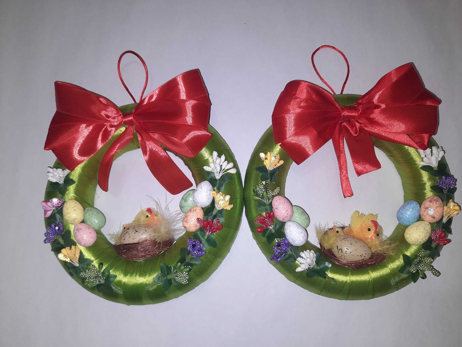 Coronite decorative de Paste - lucrate manual