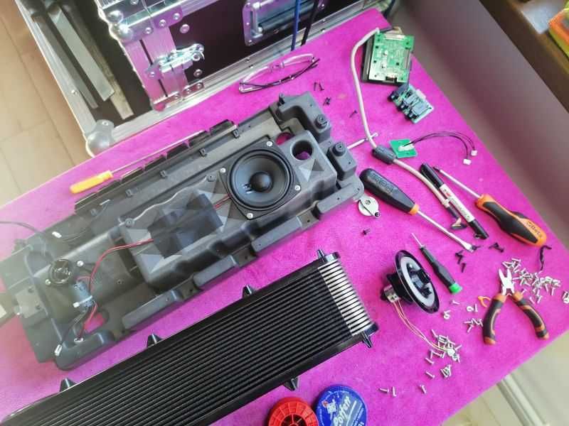 Service Mentenanta/Igienizare/Reparatii/Resoftari Acordeoane Roland FR