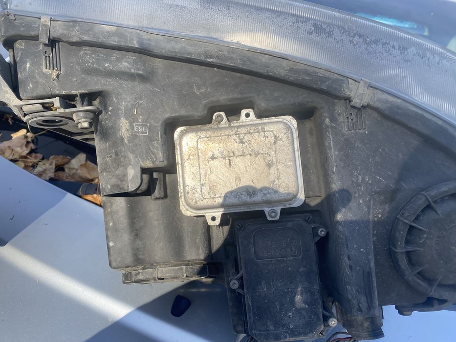 Оригинални фарове за Range Rover Sport