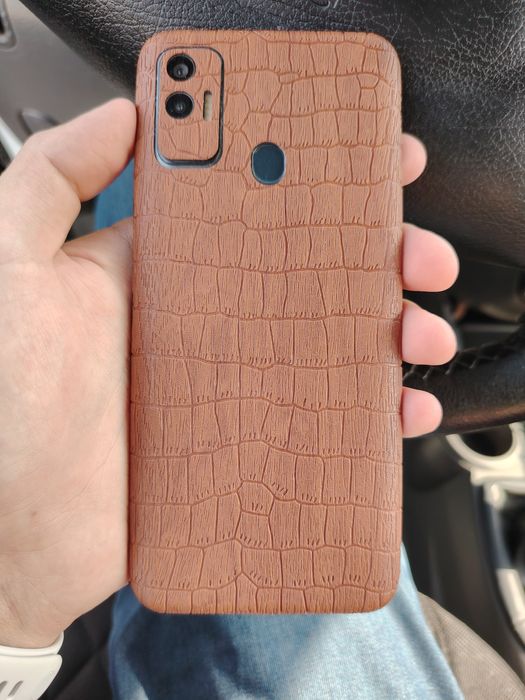 Vivo Y19 128GB, Tecno Spark 8C 64GB, Tecno Spark 7 32GB sotiladi