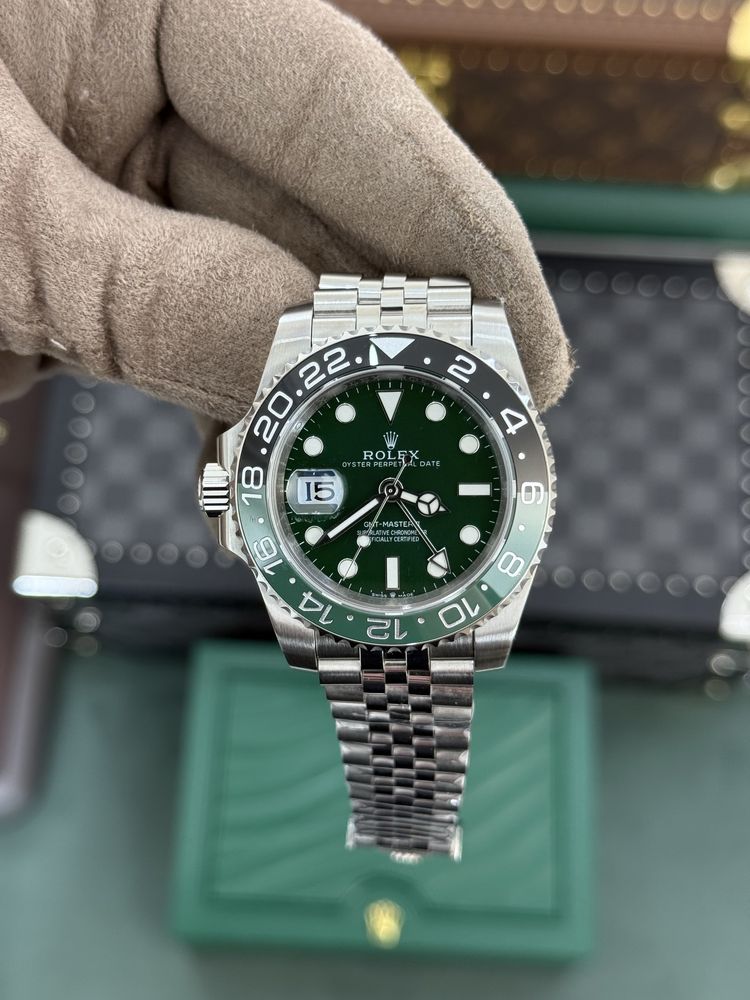 Rolex GMT-Master || ( Model 2025 )