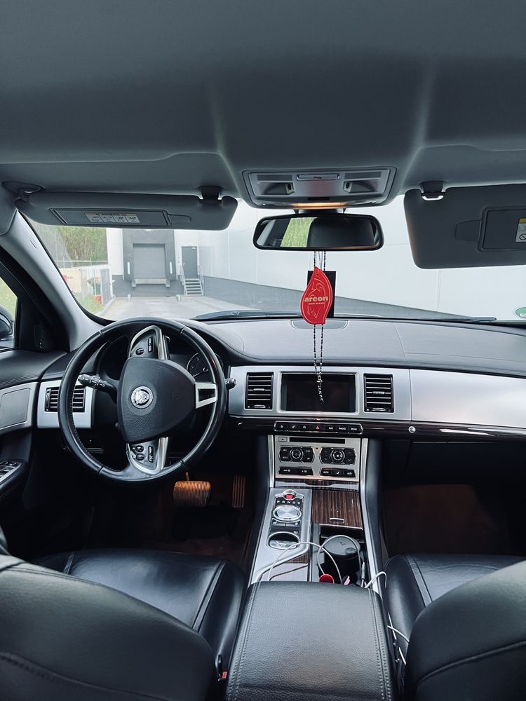 Jaguar XF Facelift 2013