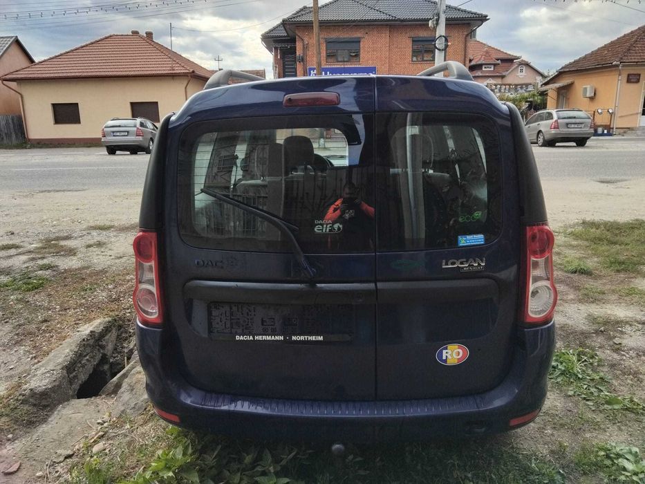Dacia Logan Mcv 1,5 dci an 2009 recent adusa