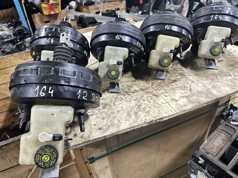 W164 ML350 мерседес тормозной вакуум бу запчасть авторабор мерсразбор