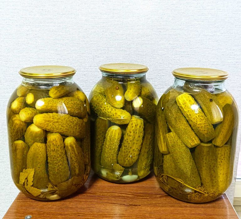 Огурцы маринованные