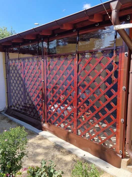 Folie groasa pentru inchidere  terasa, capse si bride