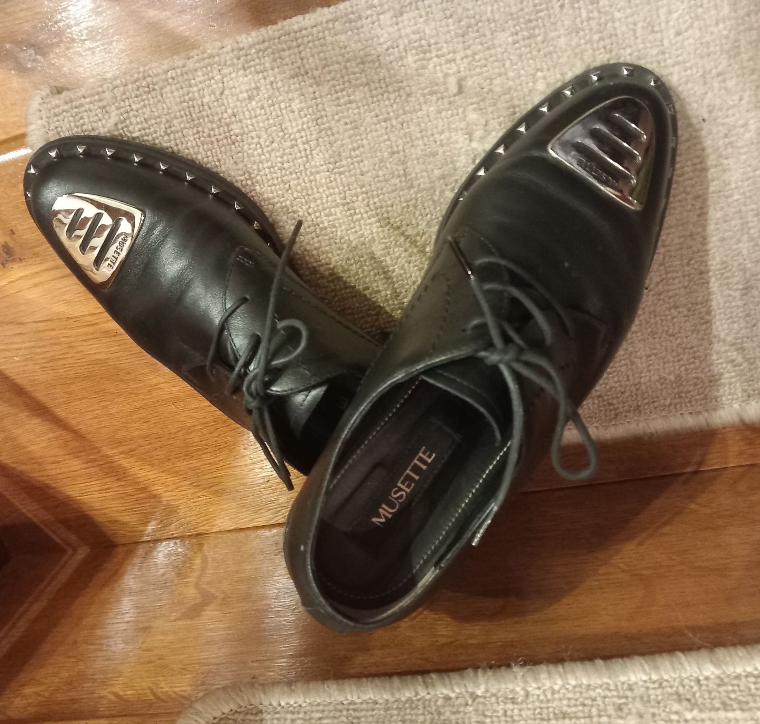 Pantofi Musette cu siret