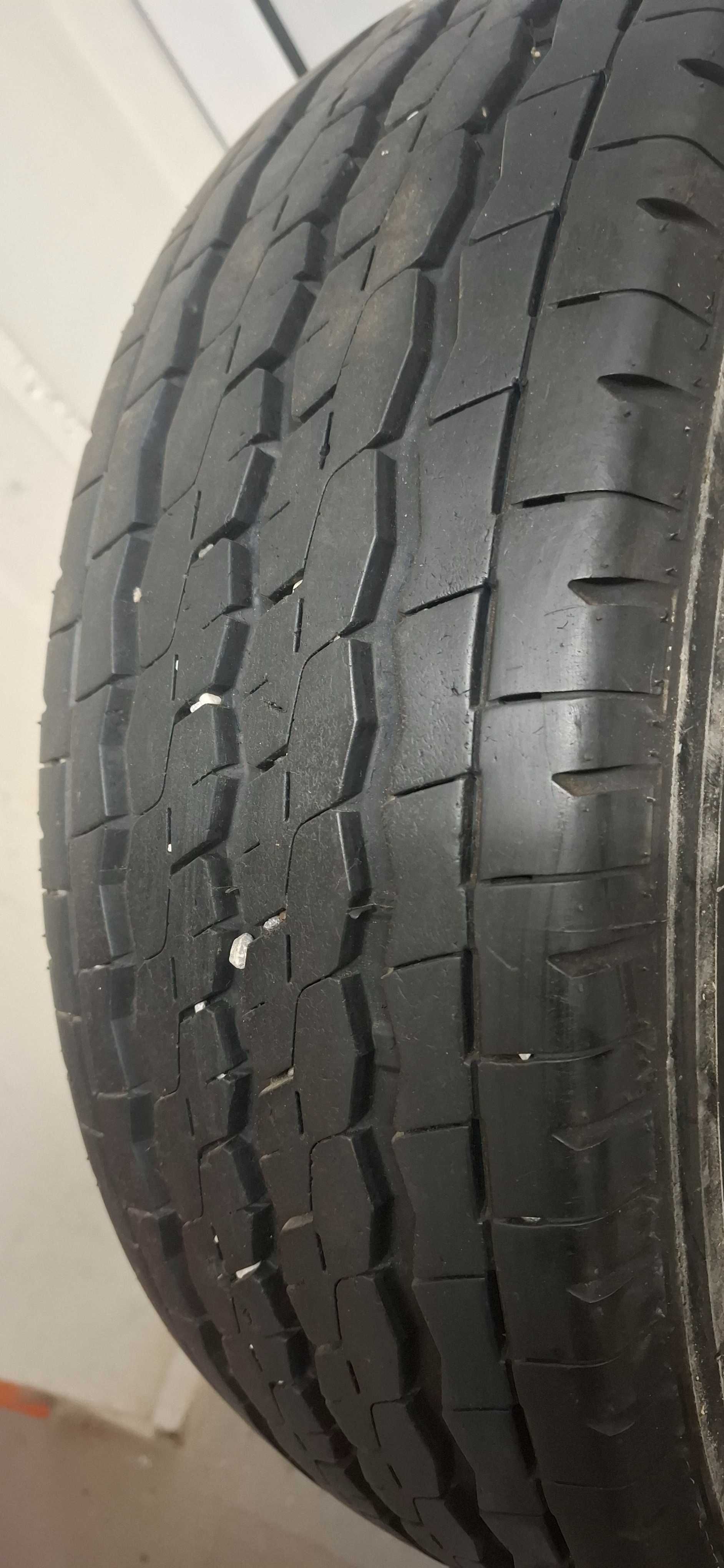4бр. 215/70/15 C Firestone 9mm грайфер, дот 20г. Предлагаме монтаж ++