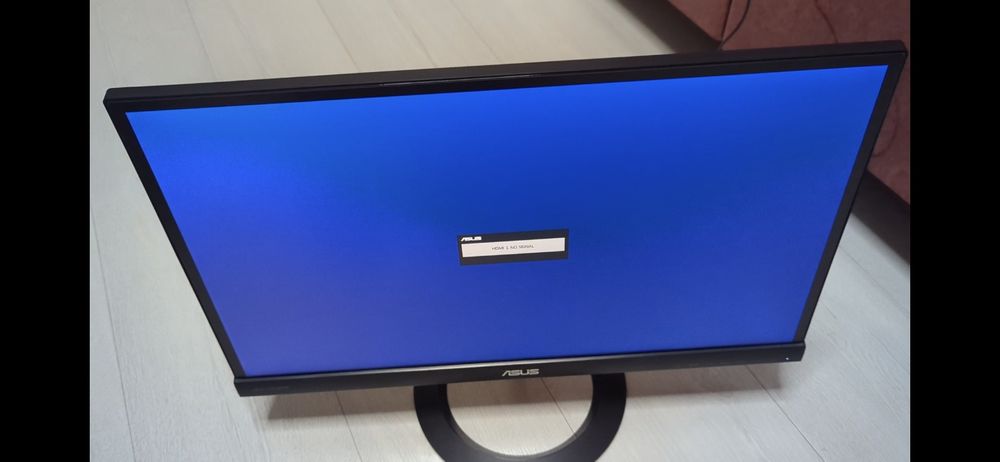 Vând monitor Asus 21.5 inch - defect (vezi descriere)