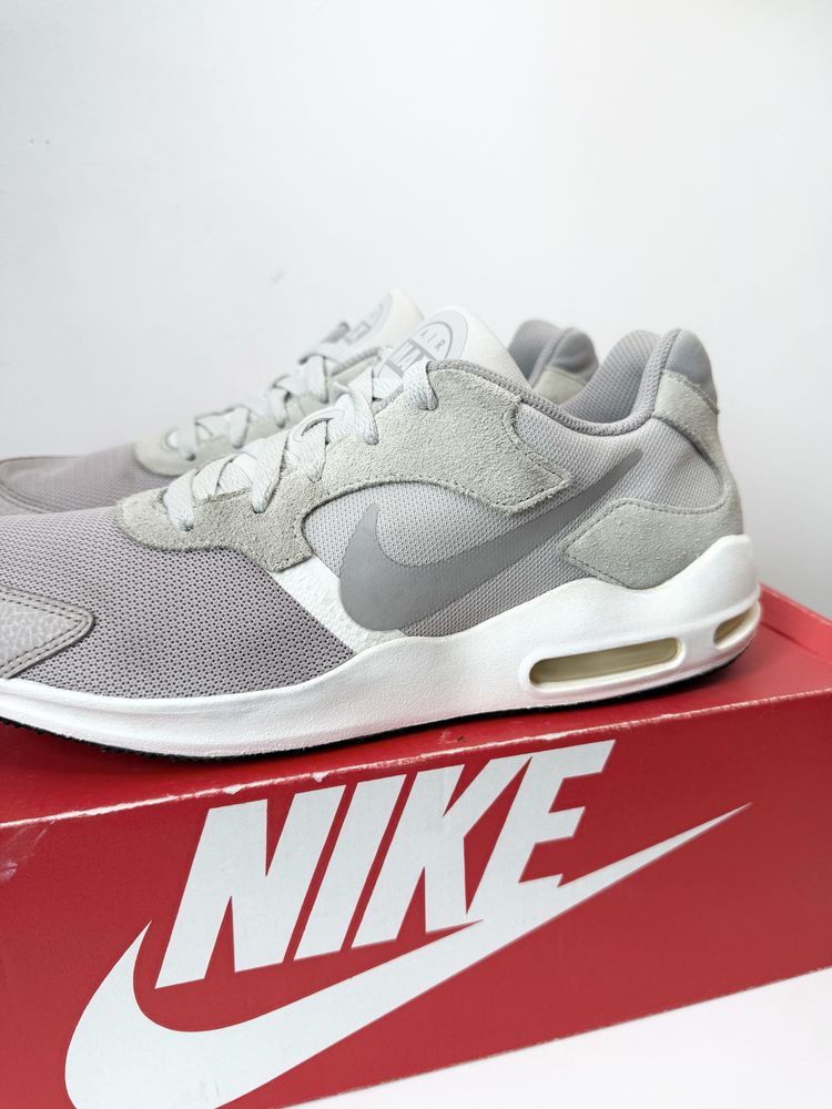 Nike Wmns Air Max Guile (42.5) Маратонки