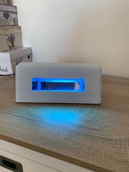 Продавам Лампа за гел лак за нокти , в мн добро състояние - 25.00 лв