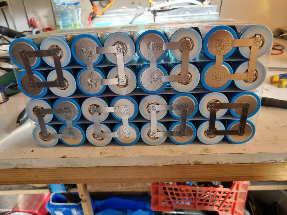 LifePo4 va Li-ion akkumulyator batareyka teramiz.