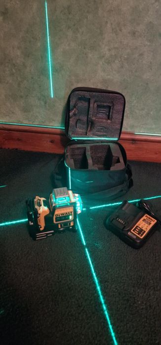Laser dewalt 360 linie verde