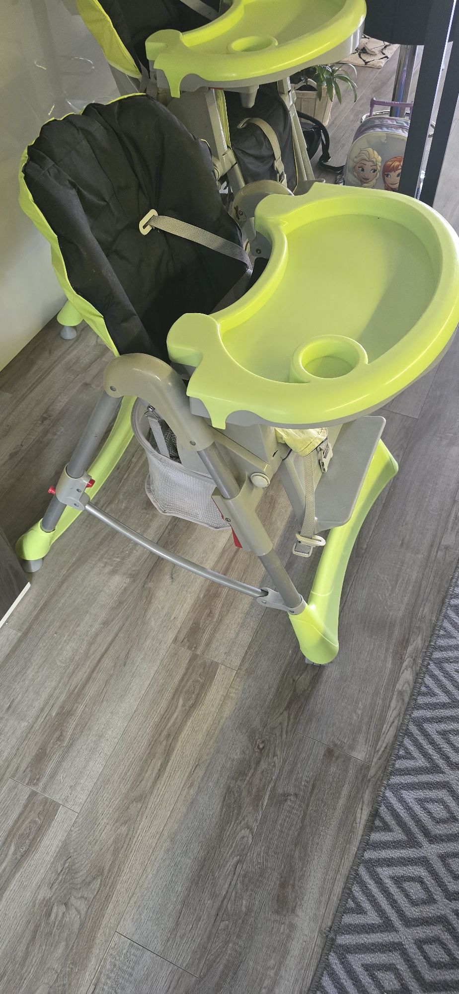 Babyono столче за хранене