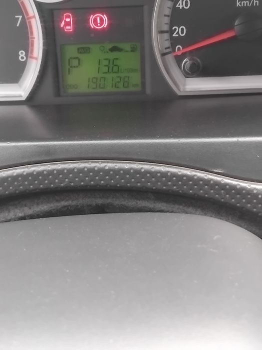 Nexia 3 Chevrolet 2018 yil 190000km avtomat gaz bor