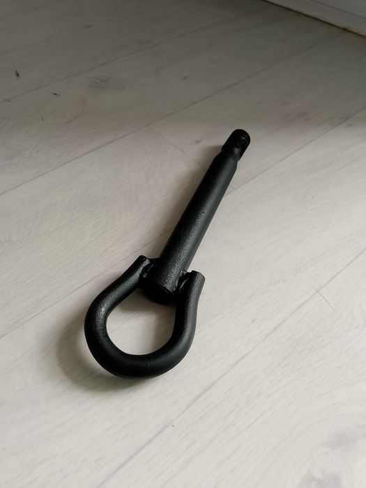 Буксировочный крюк Приора