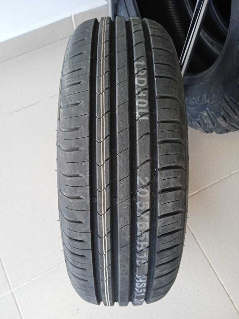 KUMHO 215/55 R17 94V HS51